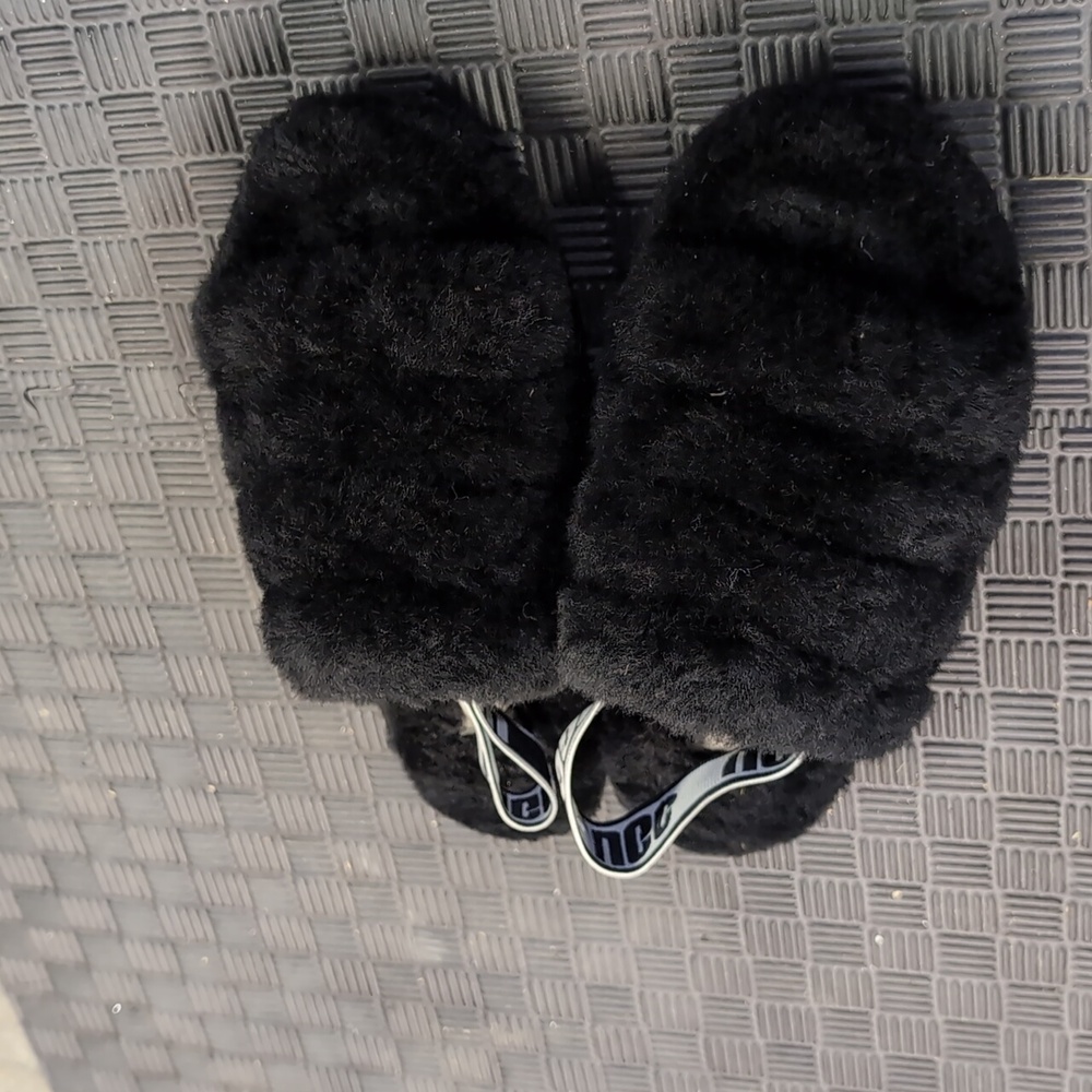 UGG Fluff Yeah Genuine Shearling Slingback Sandal
